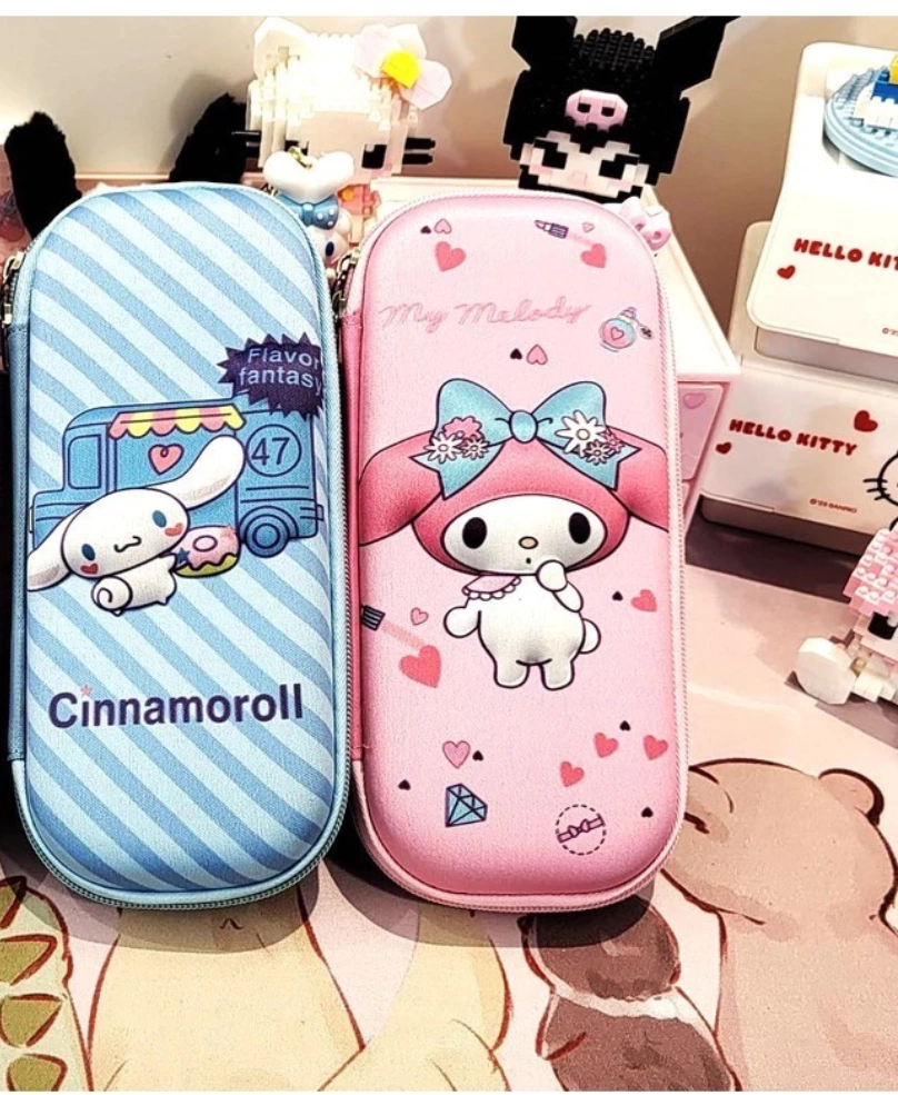Estojo Fofo 3D da Turma da Hello Kitty