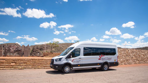 PAQUETE: Transfer IN/OUT + Excursión LOS REYUNOS - comprar online