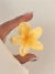 ACC-3004/ BROCHE HAWAI 6CM AMARILLO - comprar online