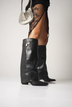 BOTA OLIVIA
