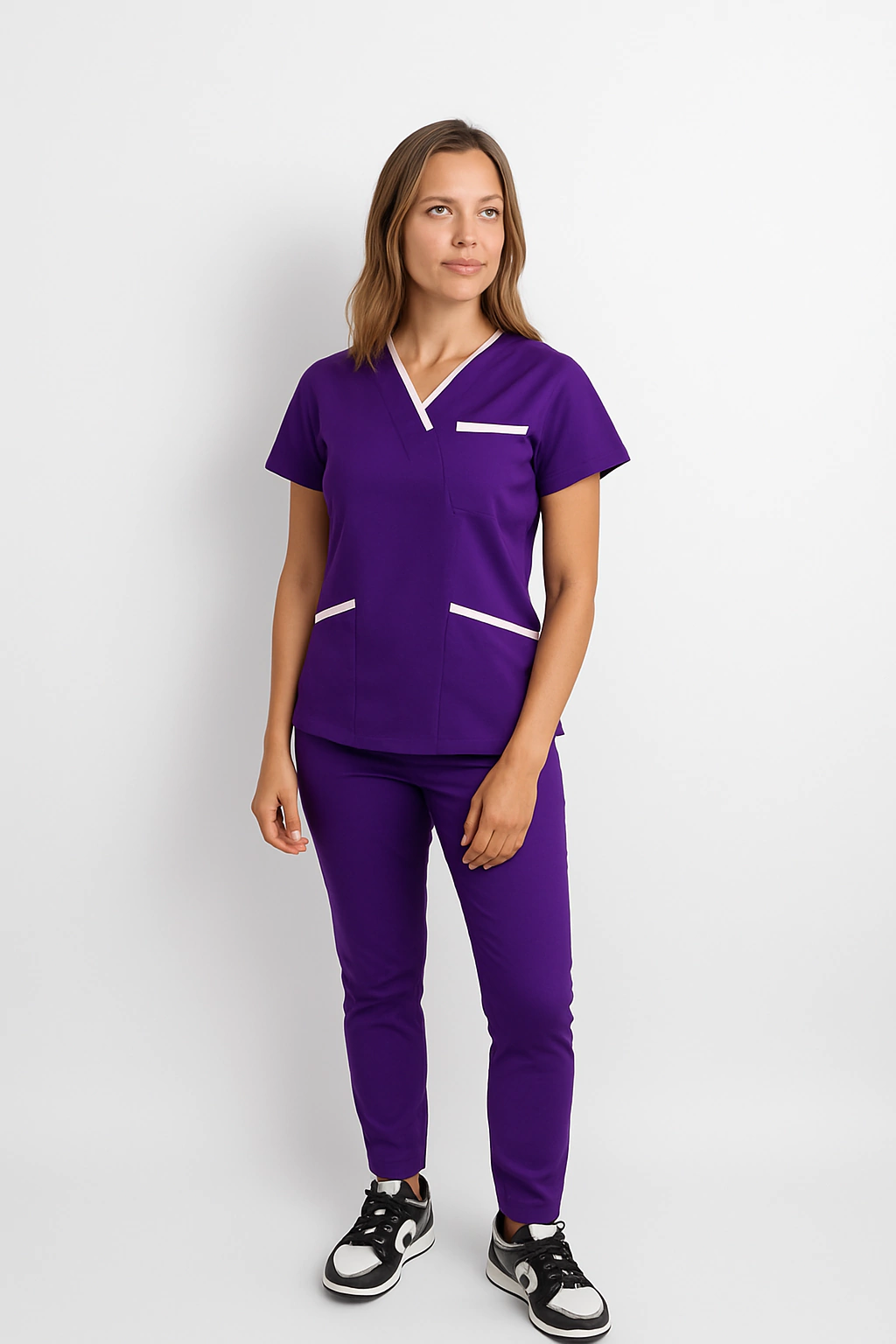 Ambo Violeta con vivos rosas