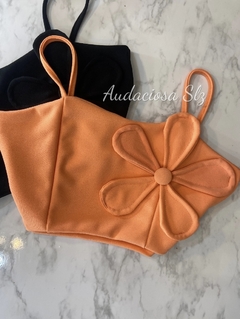 Cropped flor