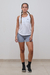 Musculosa Aura en internet