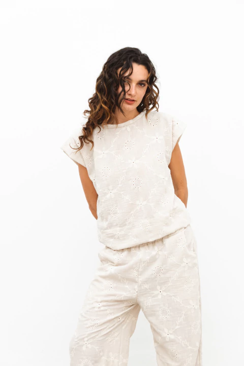 Camisola Michigan con hombreras de Lino bordado