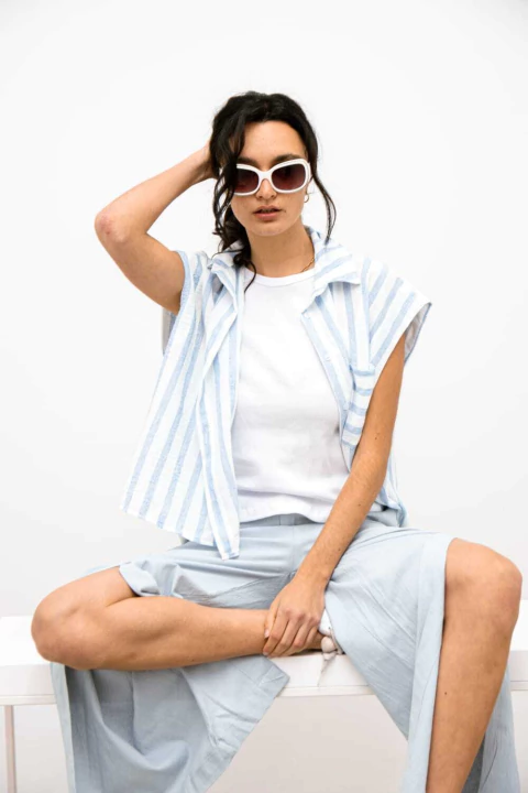 Blusa Bench de lino rayado