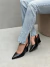 Scarpin Slingback Mia Preto na internet