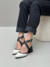 Scarpin Slingback Kaya Preto e Branco