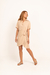 Vestido curto, efeito pareô, manga curta, gola alfaiataria abotoamento frontal, em linho - Vestido Luz das Ilhas