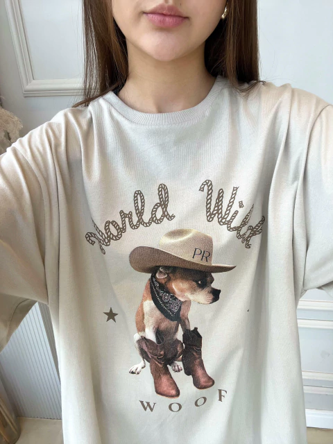 T-shirt Over Color World Wild