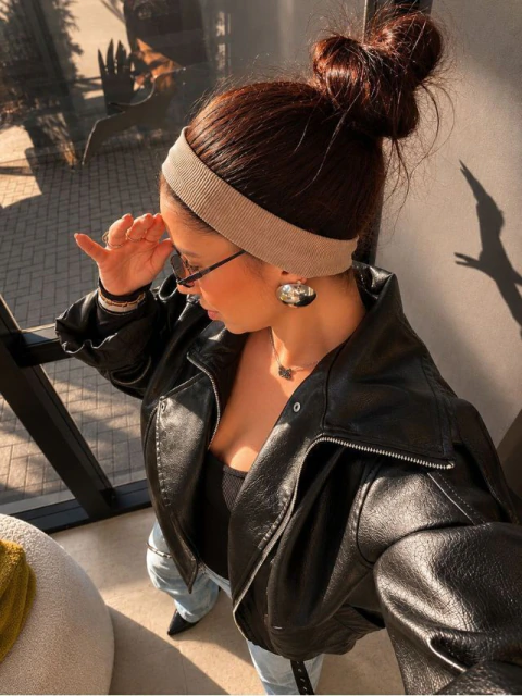 Headband Anita na internet