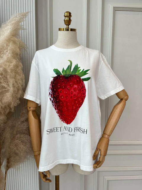 T-shirt Básica Estonada Strawberry