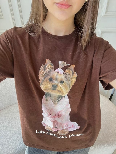 T-shirt Color Check-Out