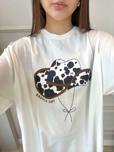 T-shirt Over Color Saddle Up