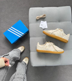 Samba Sintético Creme