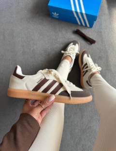 Samba Sintético Off White/Café - comprar online