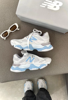 9060 Couro Branco/Celeste - Maricotha Calçados