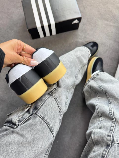 Sambae tratorado preto - Maricotha Calçados