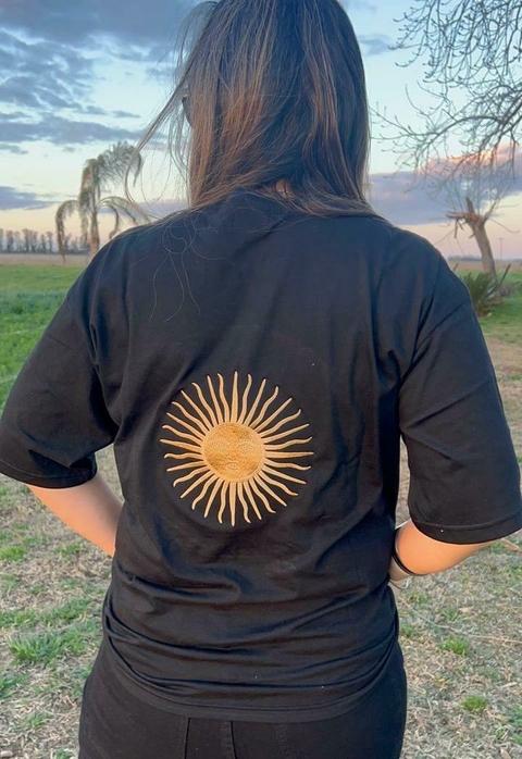 Remera SOL DE MAYO