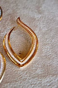 Brinco Maxi Cravejado - comprar online