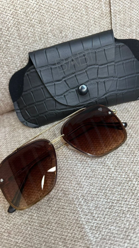 Oculos de sol Sardenha aviador marrom degrade