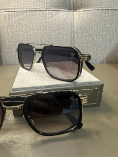 Oculos de sol monaco preto degrade na internet