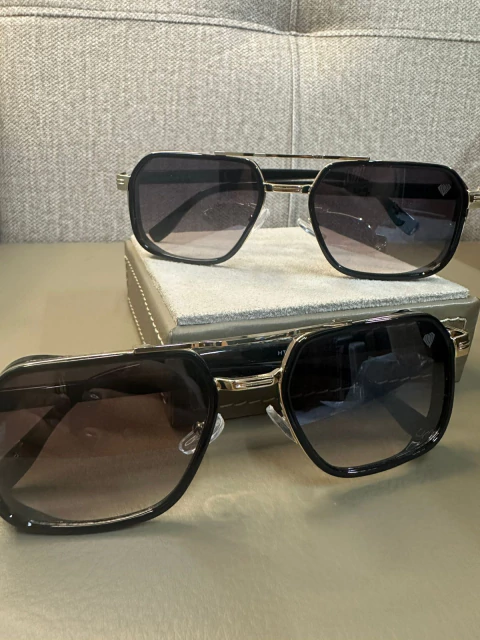 Oculos de sol monaco preto degrade