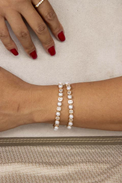 Pulseira Pérolas com Zircônias Quadradas na internet