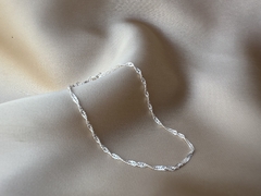 pulseira lisa torcida prata 925