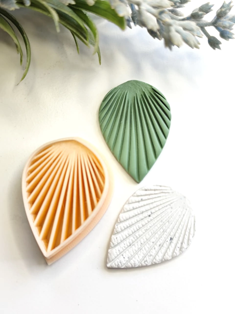 132 - CORTADOR FOLHA