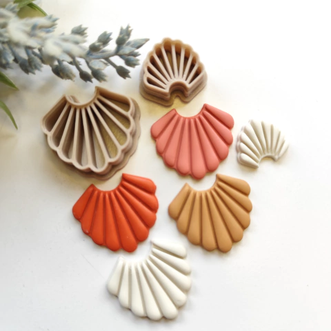 235 - CORTADOR CONCHA FLORAL