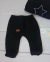 BABUCHA FRISA NEGRA CON PIE