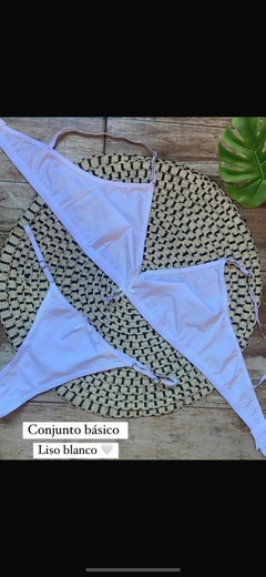 PIJAMA CAMISERO REPTIL VIOLETA + REGALO A ELECCION (CONJUNTO DE LENCERÍA/PACK DE BOMBACHAS DE ALG Y LYCRA) - Clotilde