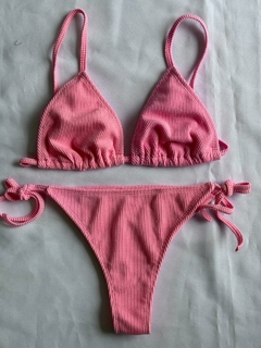 Bikini chicle de atar Clotilde + TEJIDO DE REGALO (POLLERA, SHORT, REMERON O VESTIDO) en internet