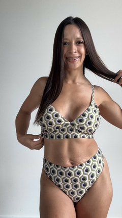 BIKINI CALI OLIVA + POLLERA DE REGALO - comprar online