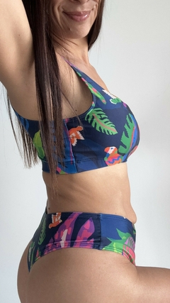 BIKINI TROPICAL CLOTILDE + POLLERA DE REGALO en internet