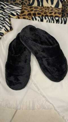 Pantuflones de piel super suaves negras en internet
