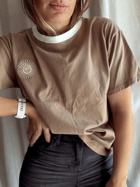 Remera OÍD MORTALES
