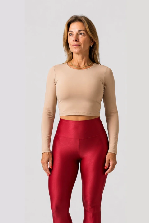 Cropped Paula Nude