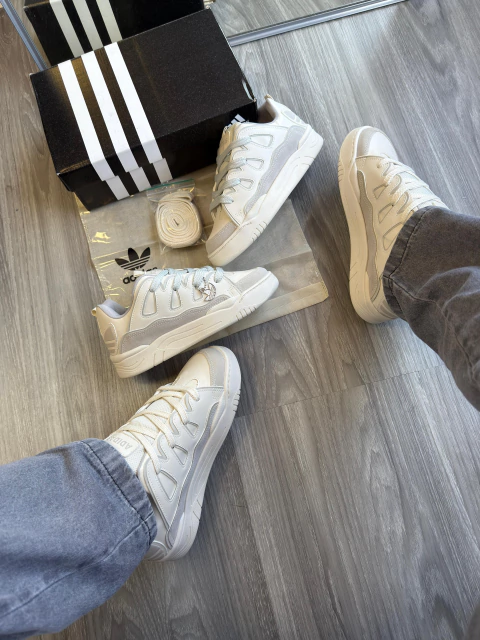 Adidas Oziris - Off White/ cinza - comprar online