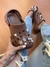 Crocs - marrom na internet