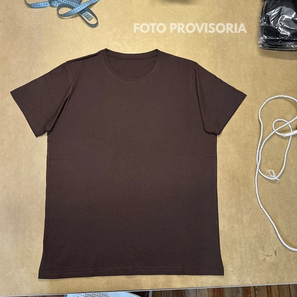 Remera Clásica Marrón