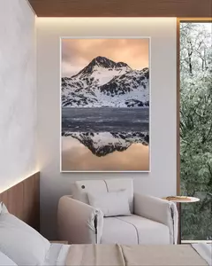 Quadro Decorativo Montanha Nevada com Reflexo - comprar online