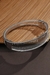Bracelete curvo vazado texturizado - comprar online