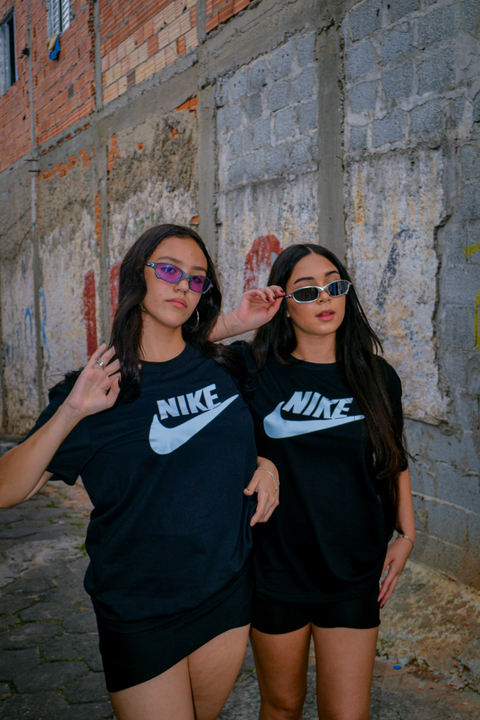Camisa Nike Básica