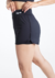 Short Marcele Preto, com modelagem soltinha e forro interno. - comprar online