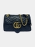 Bolsa Gucci GG Marmont média, perfeita para o dia a dia, trabalho e viagens. Cabe muita coisa.