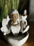 Cascada de Humo con Niño Buda + Caja de Incienso Gratis - 13 cm de altura - Alma Regalos