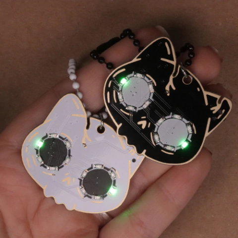 Combo Sombra & Fantasma - Chaveiros Caveirinha Gato com LEDs Halloween 2024