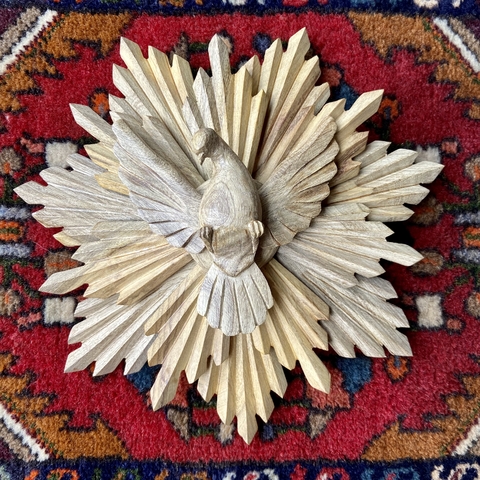 Divino Em Madeira Natural