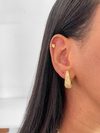 Argolar gota cravejada G, banhada a ouro